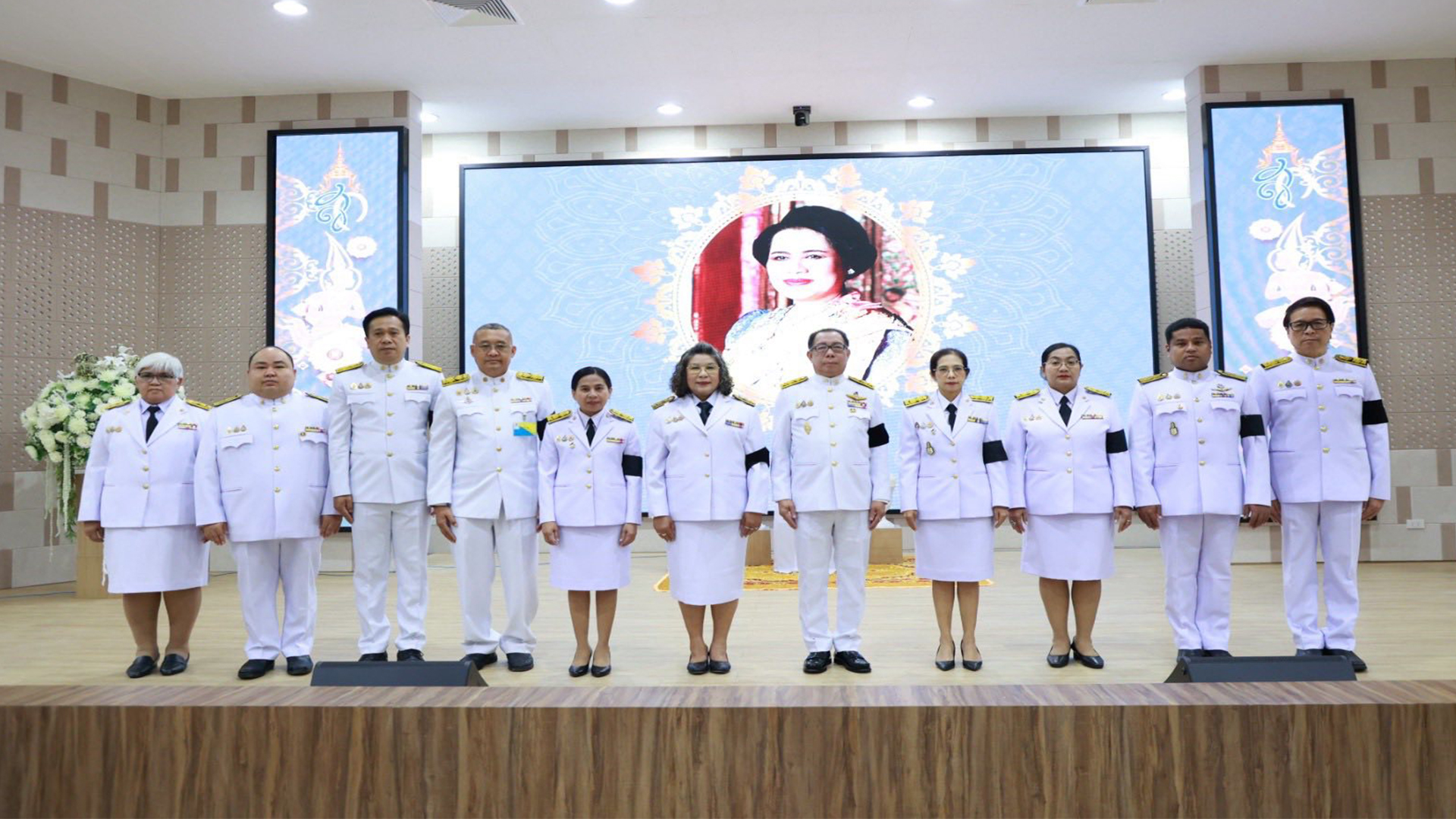 พิธีบำเพ็ญกุศลสตมวาร (100 วัน) เพื่ออุทิศถวายแด่ สมเด็จพระนางเจ้าสิริกิติ์ พระบรมราชินีนาถ พระบรมราชชนนีพันปีหลวง